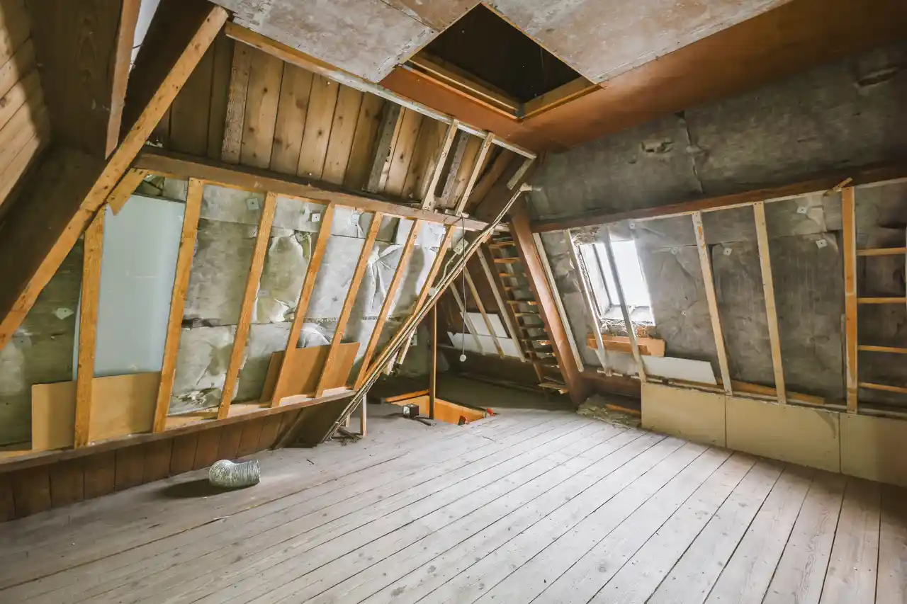 Should-I-Restore-or-Replace-My-Old-Hardwood-Floors
